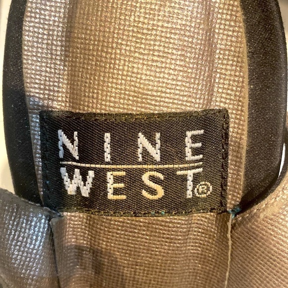 Nine West black satin ankle strap 4” block heels. Pointed toe. Size 7.5. - Picture 5 of 6